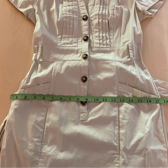 H&M button up dress. Excellent condition. Size EU 38 / US 8. Cotton blend. - Picture 9 of 9